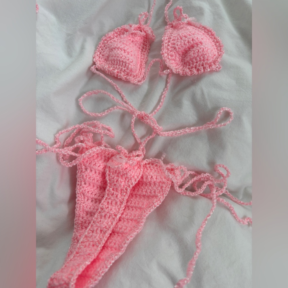 Crochet Bikini - Picture 4 of 6
